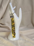 Gele met zwarte print keycord en sleutelhangers, verschillende opties