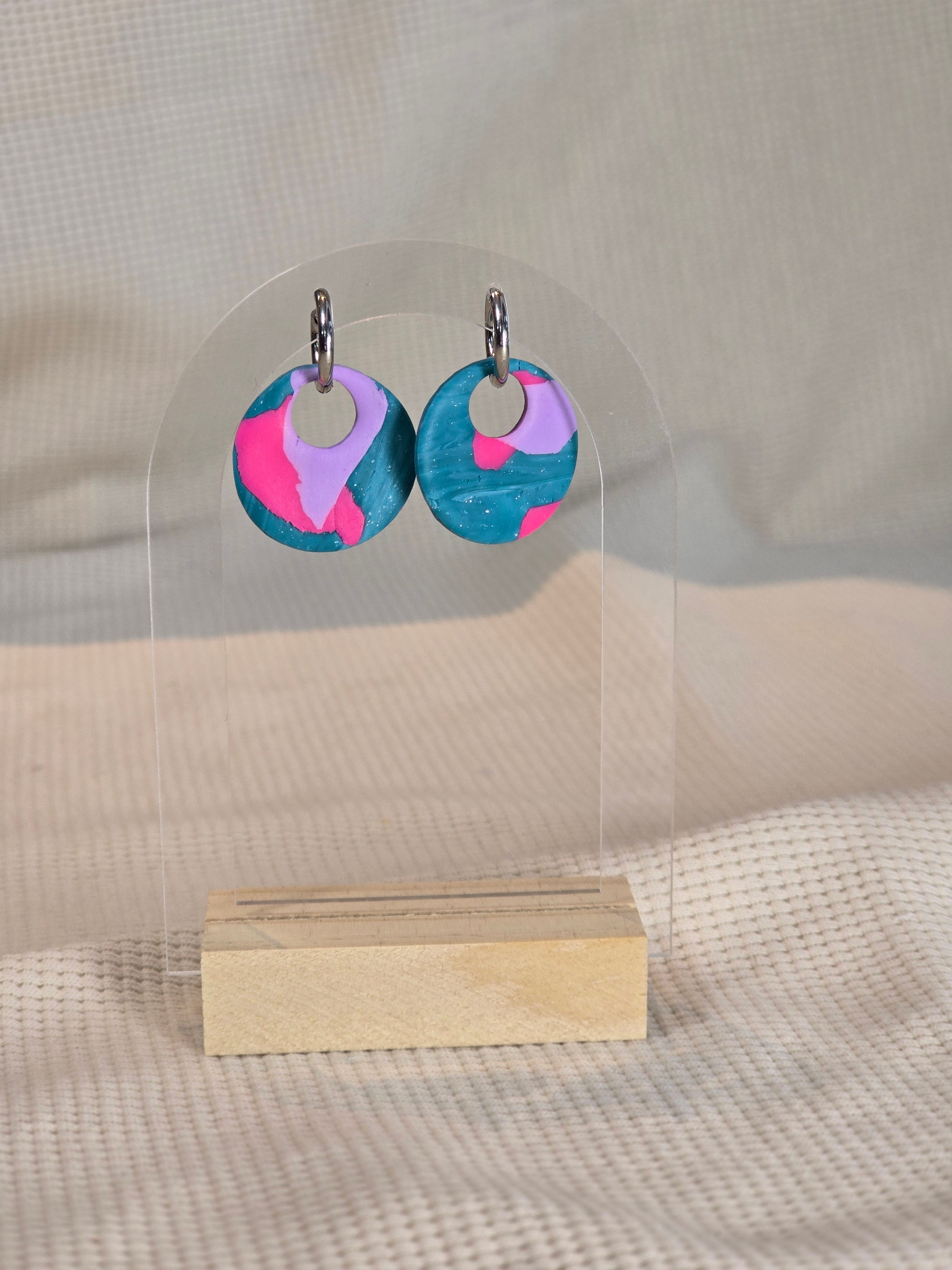 Halo, oorbellen in diverse kleuren
