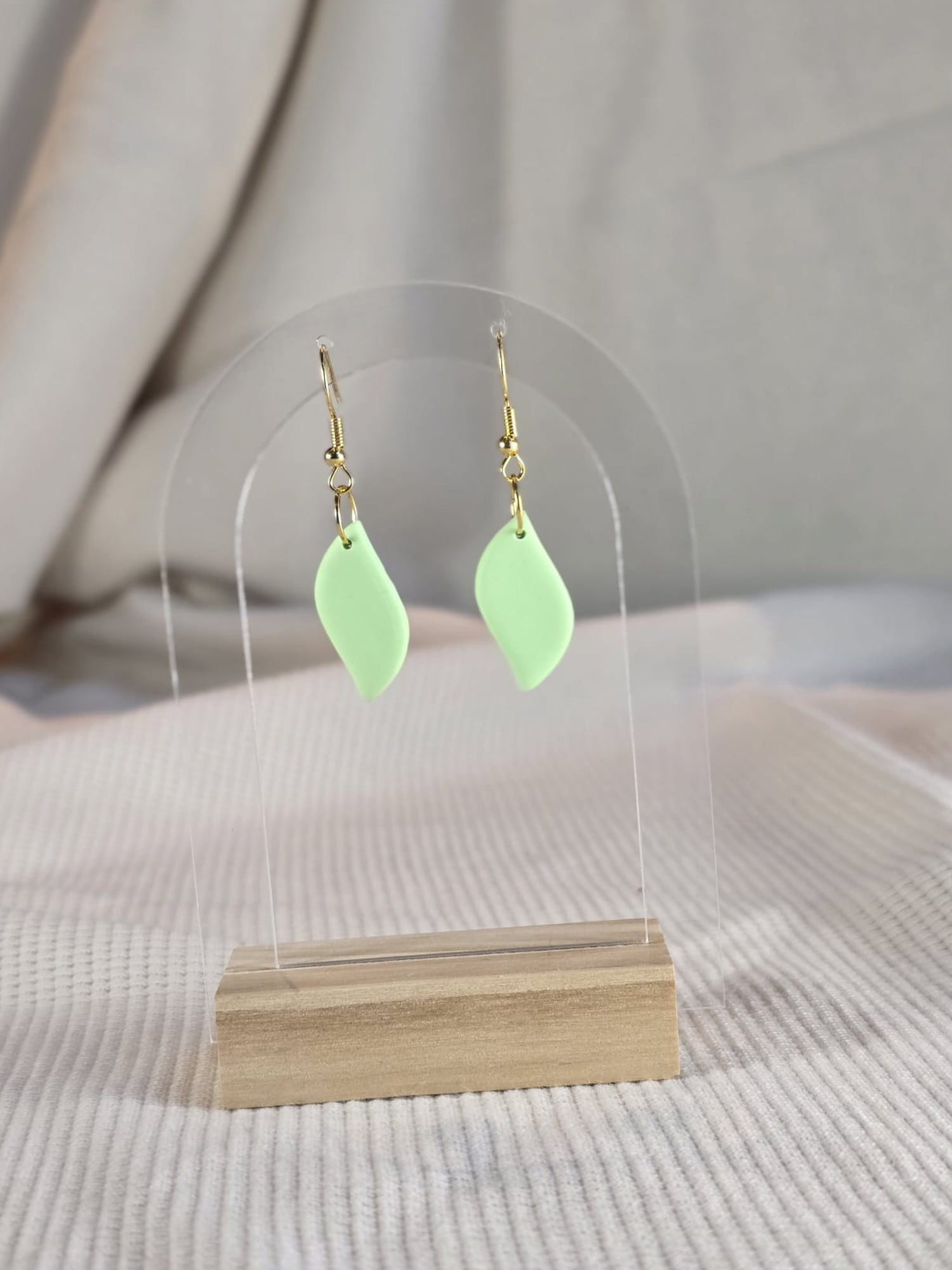 Leaf Dangle, oorbellen in diverse kleuren