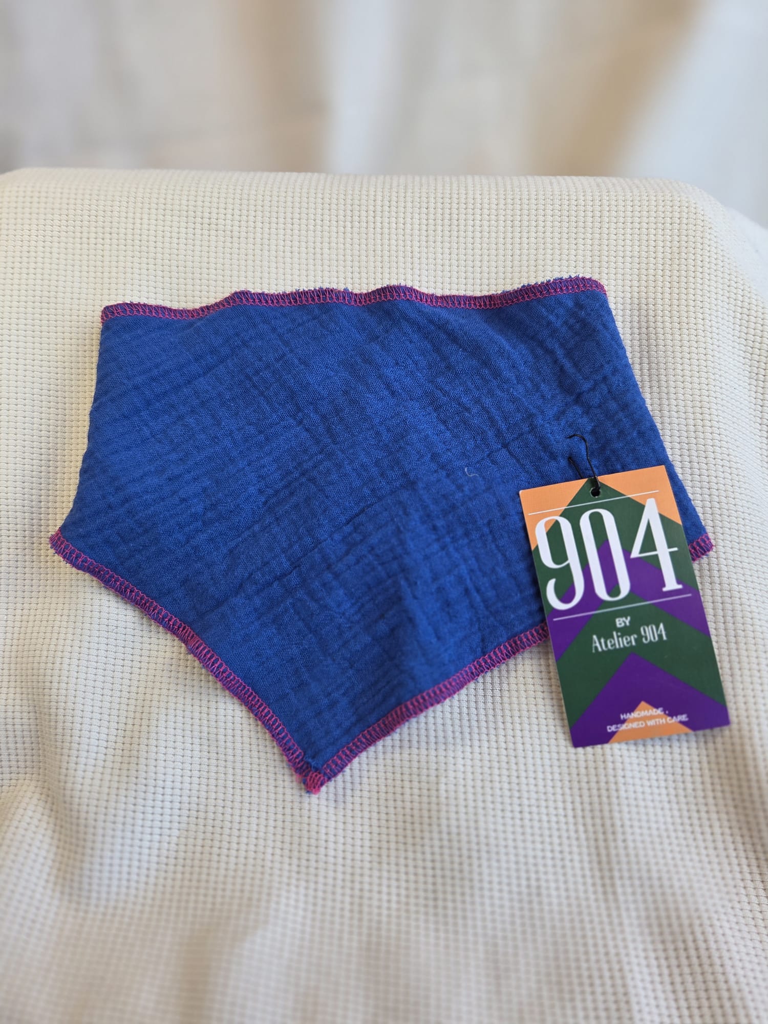 Blauw puntsjaaltje double gauze, drukknopen