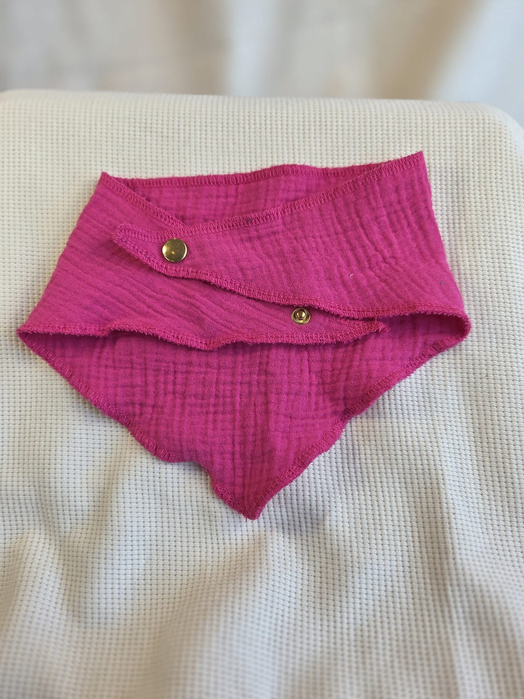 Roze puntsjaaltje double gauze, drukknopen