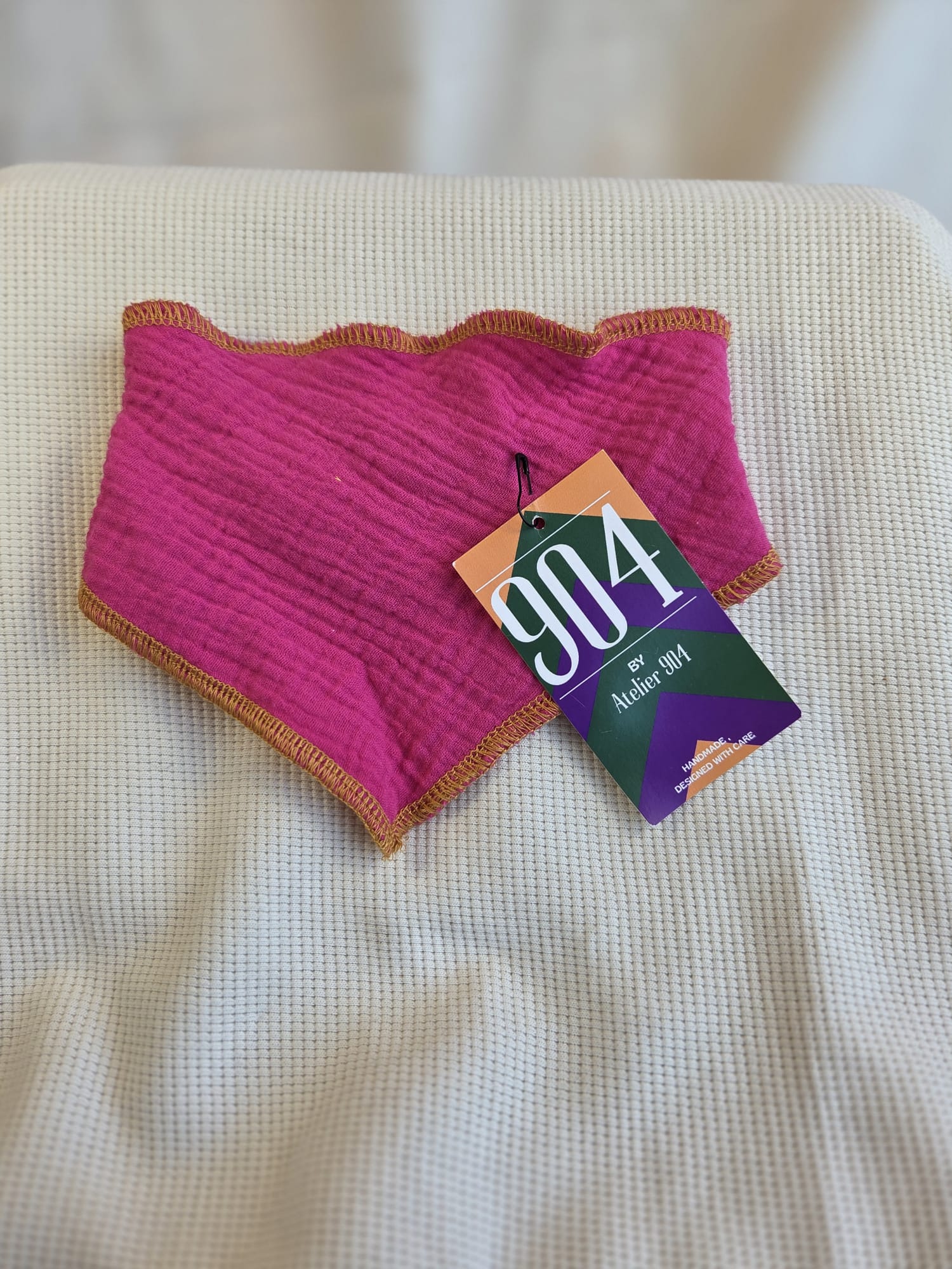 Roze puntsjaaltje double gauze, drukknopen