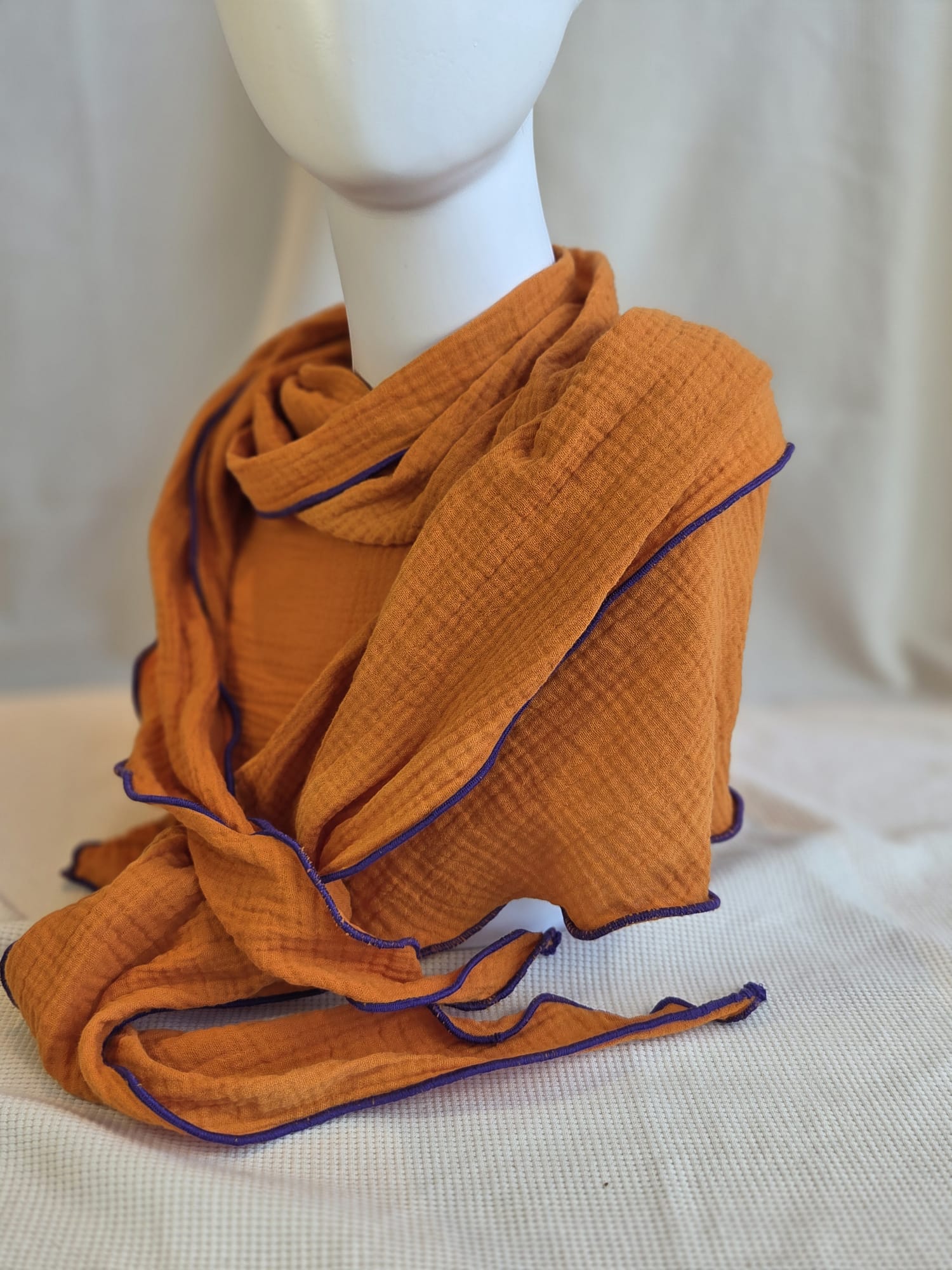 Roestkleur puntsjaal groot, double gauze