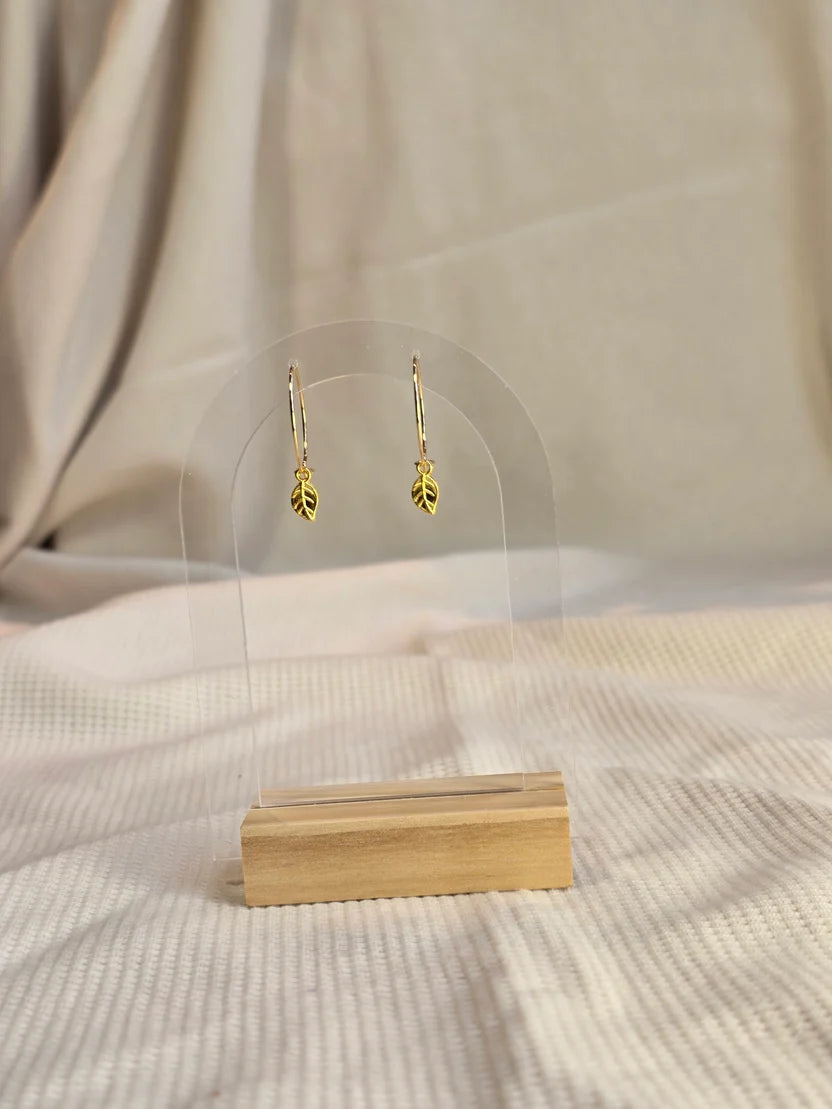 Laurel, Hoops Goudtint