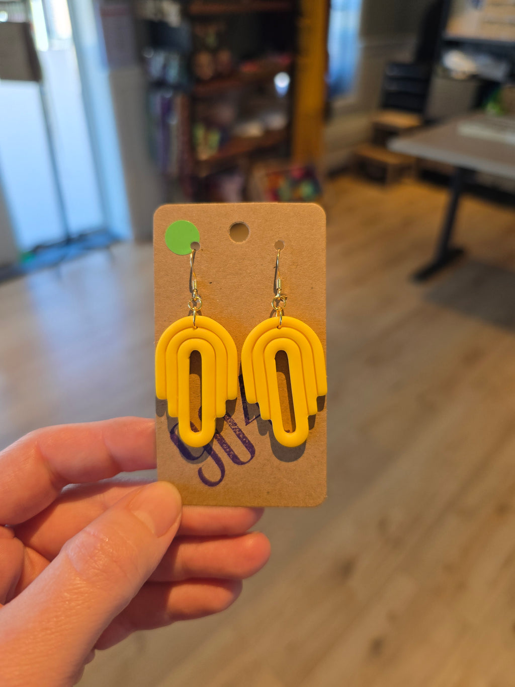 Boog hangers, oorbellen