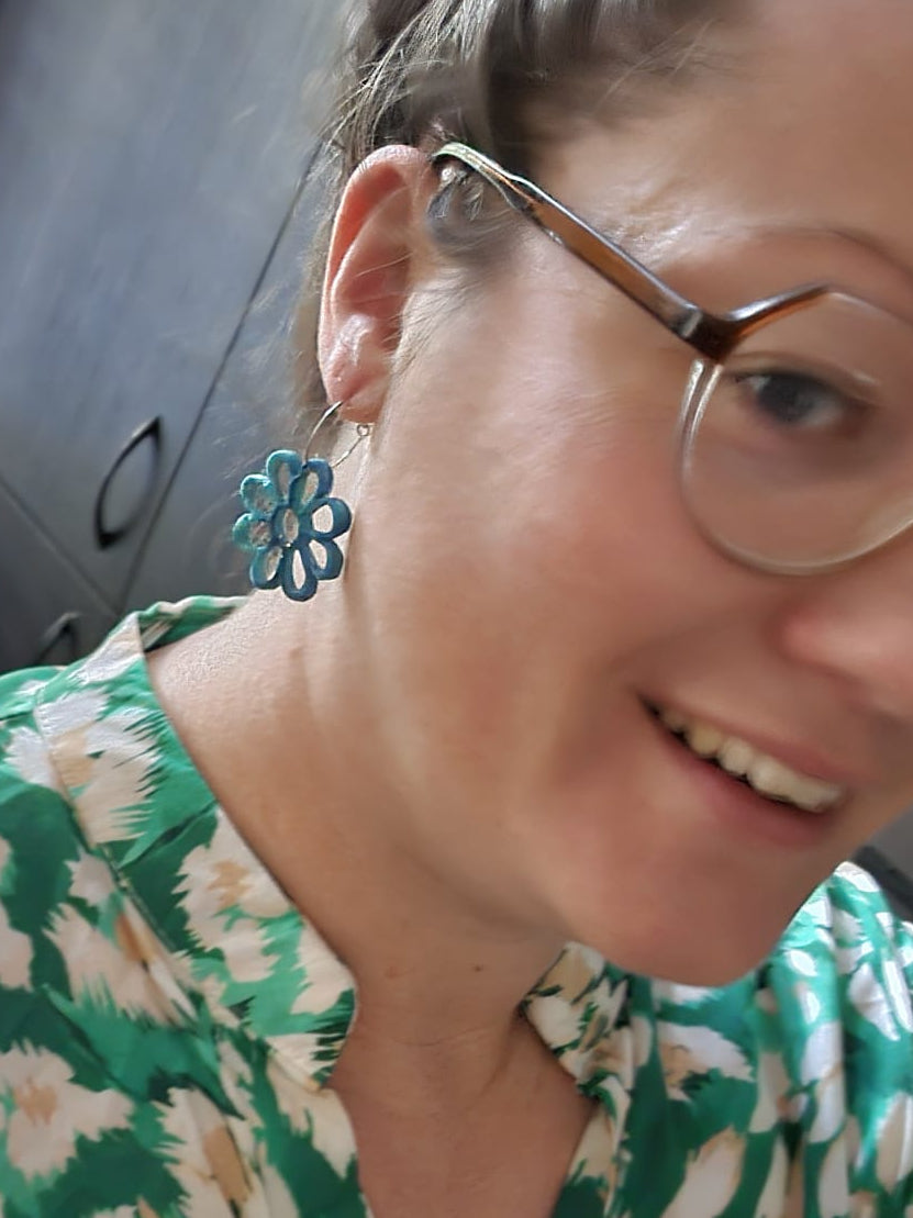 Grote bloem oorbellen