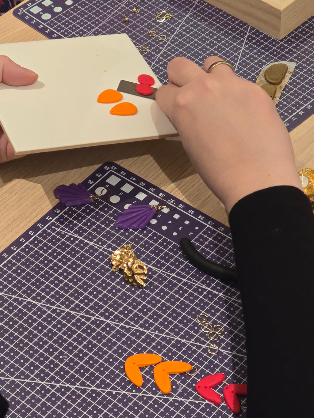 Workshop Polymeerklei Oorbellen maken, woensdag 17 juni