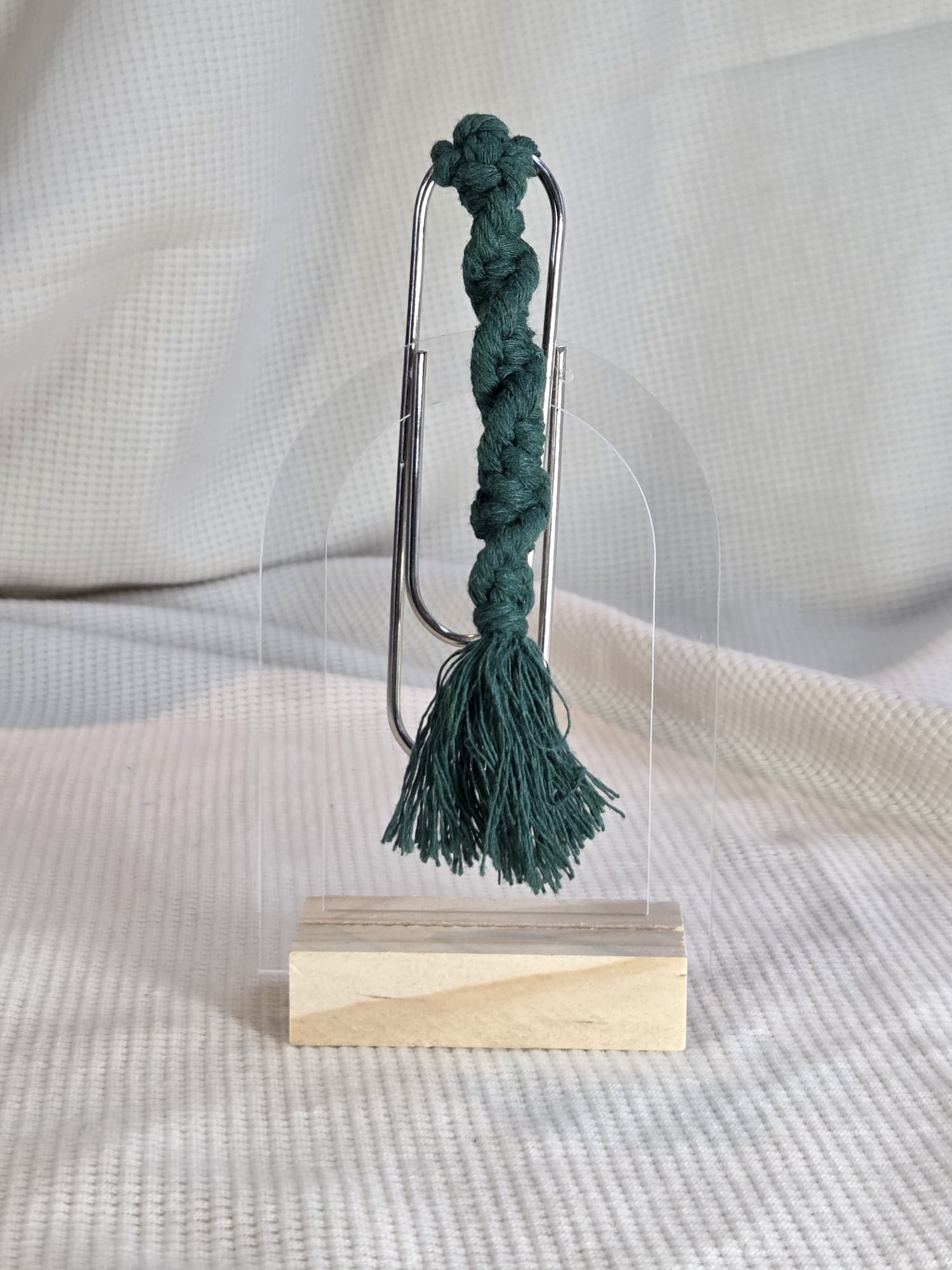 Boekenlegger, macramé