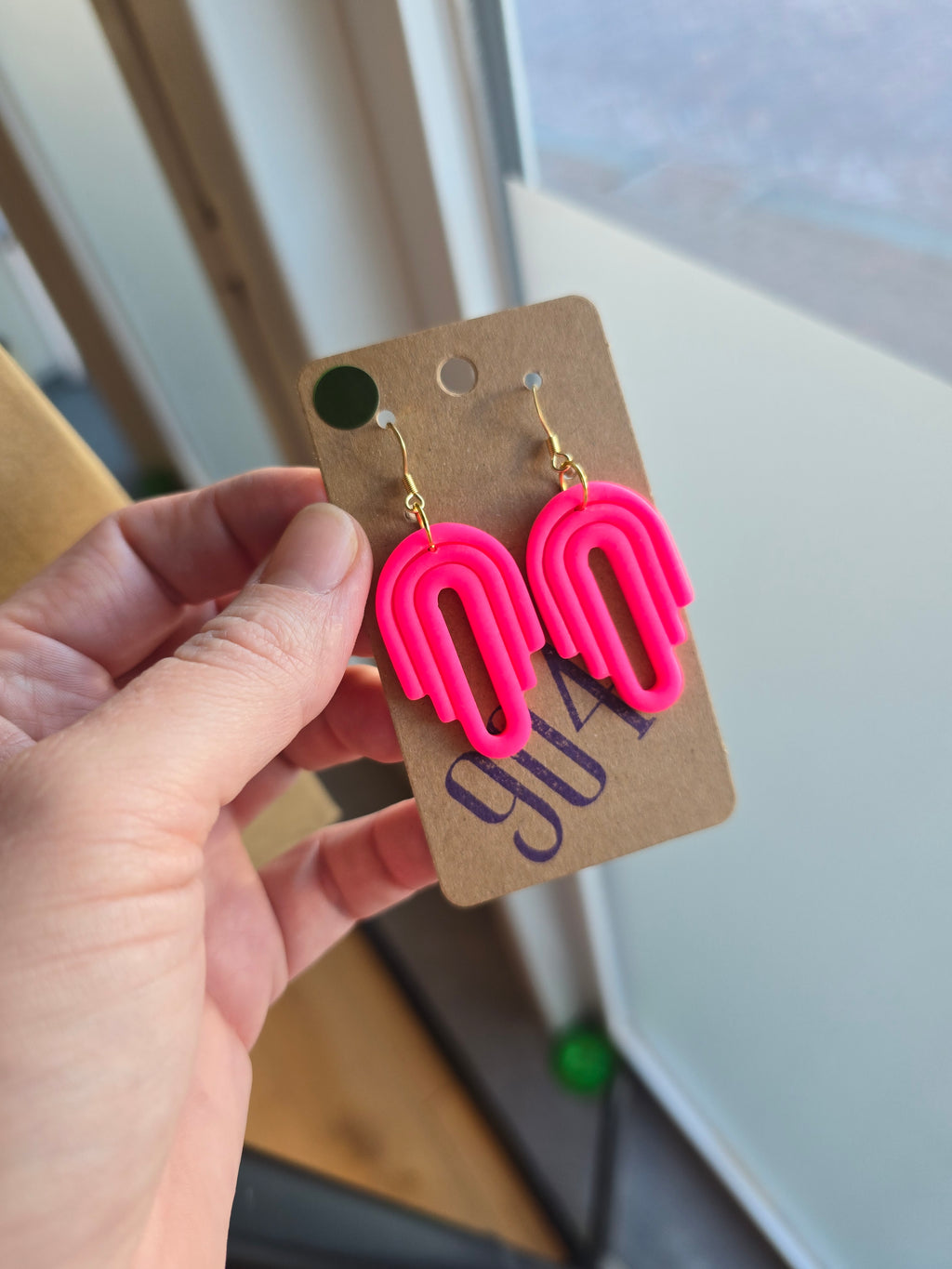 Boog hangers, oorbellen