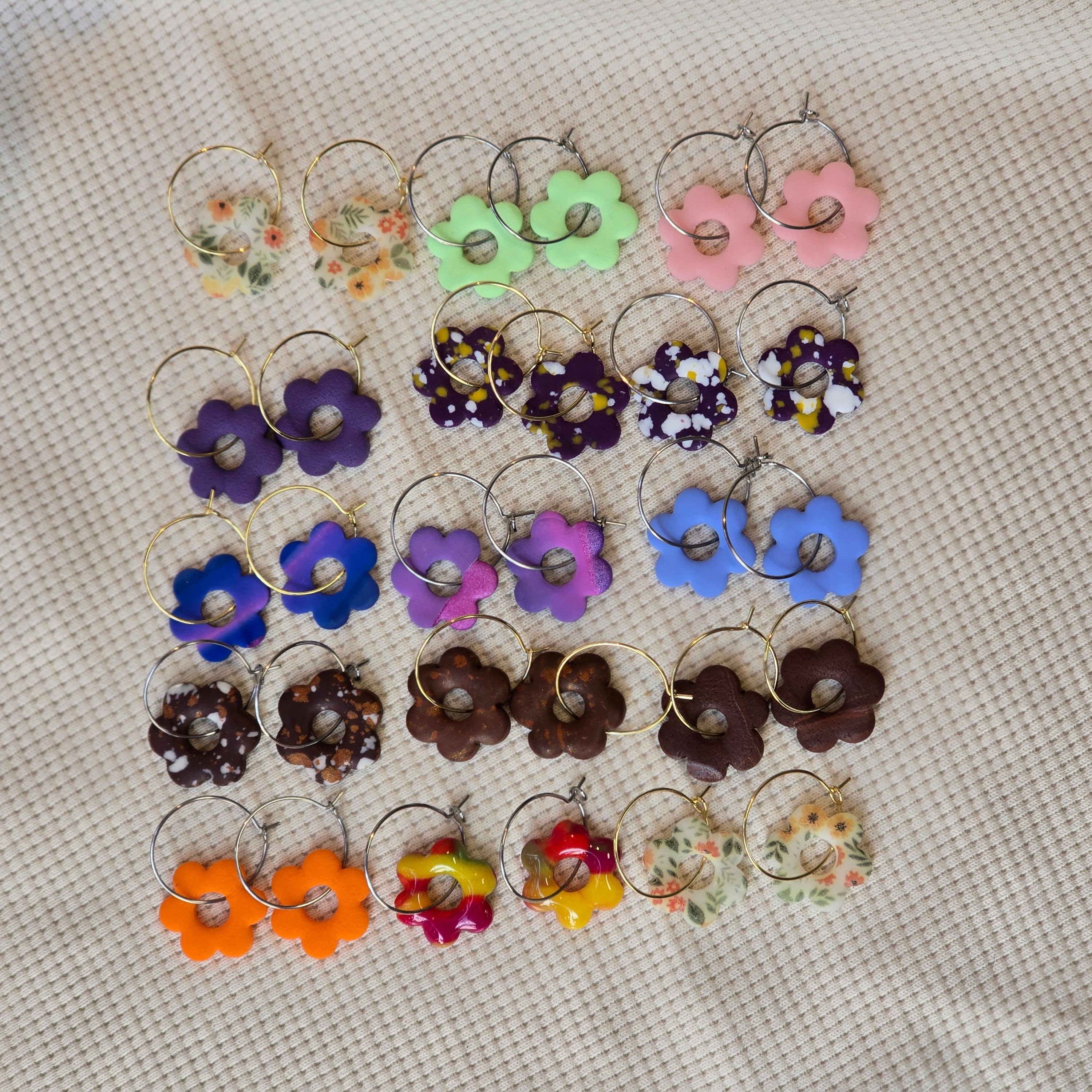 Flower Hoops, oorbellen in diverse kleuren