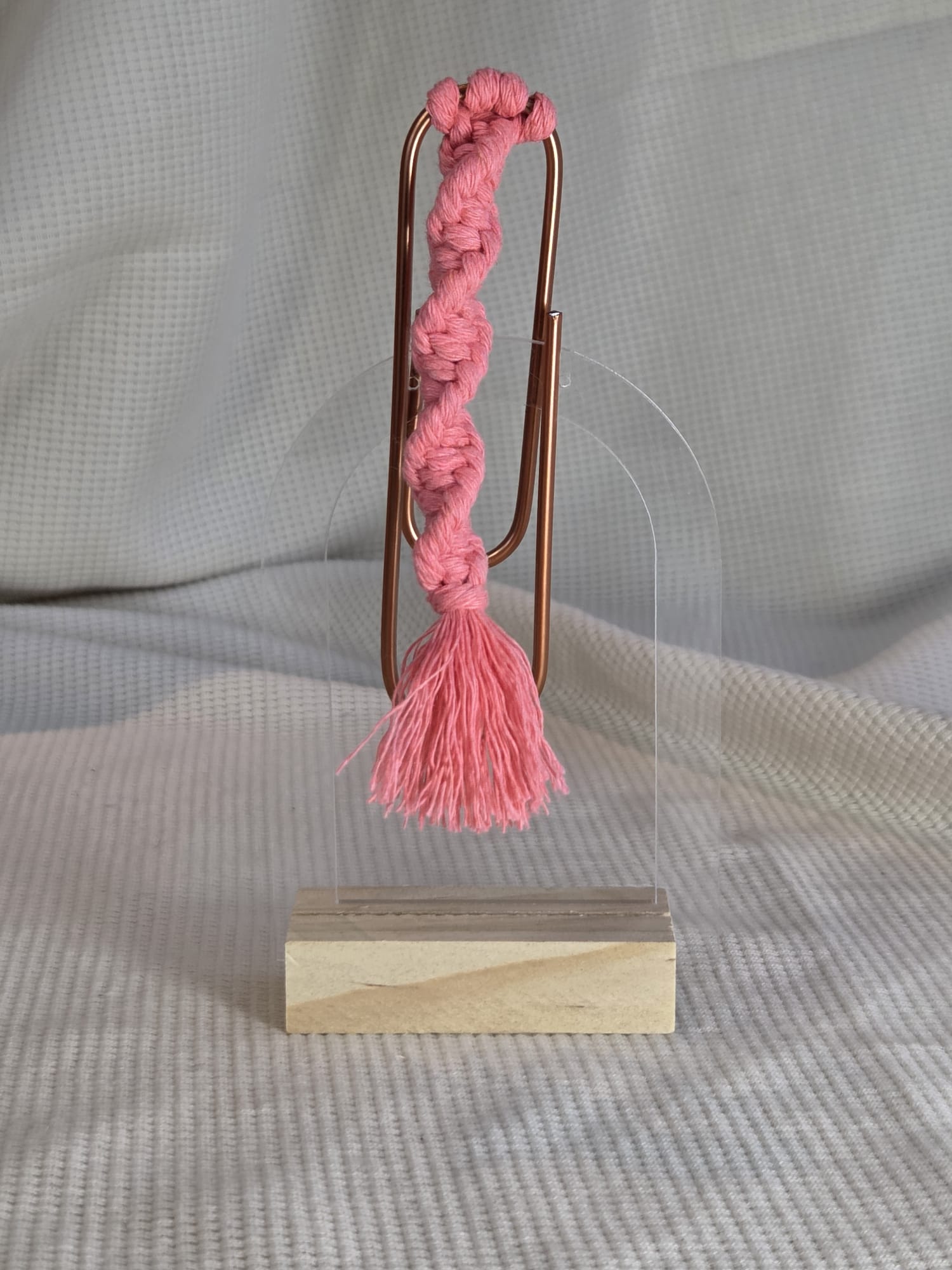 Boekenlegger, macramé