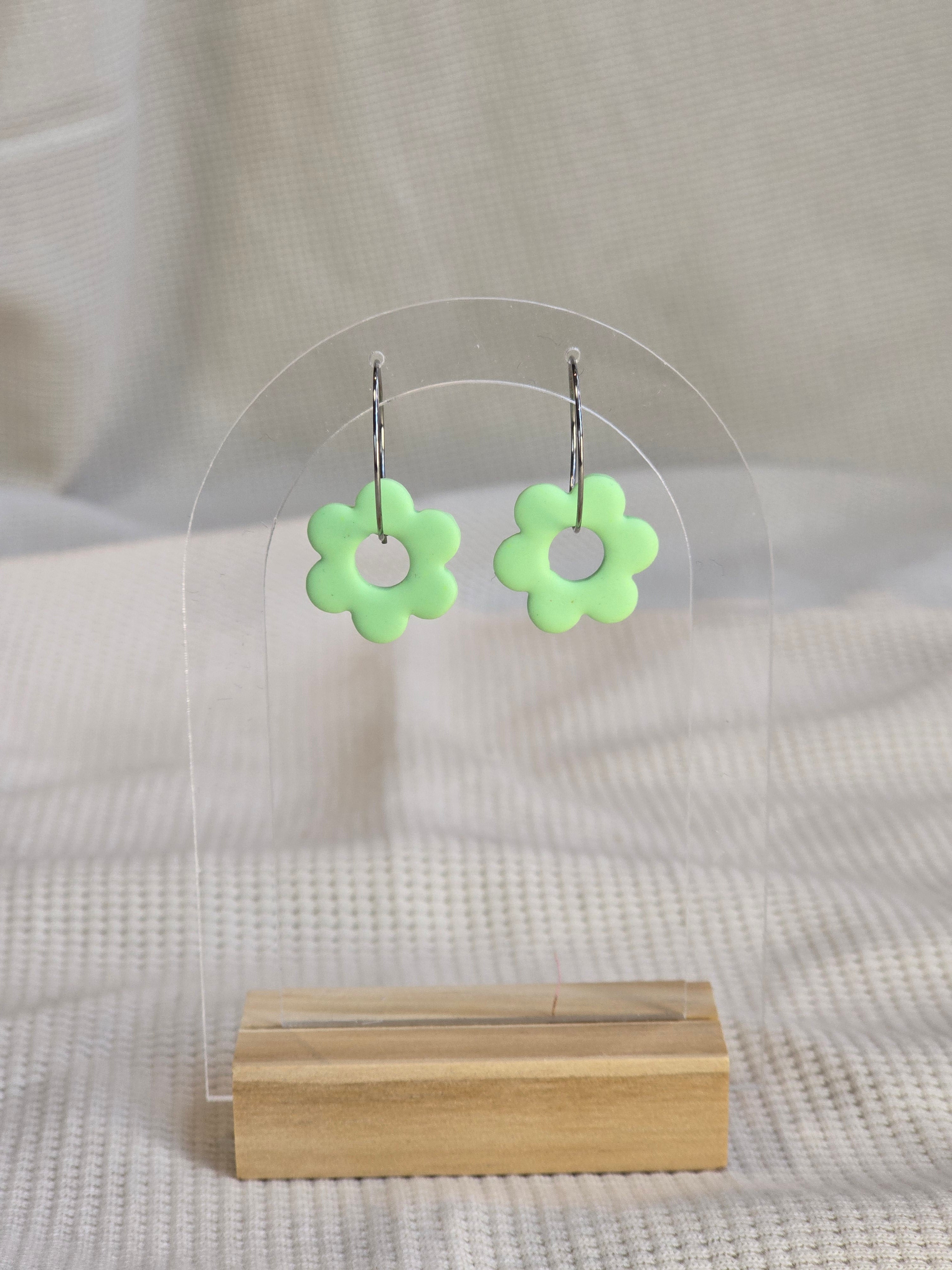 Flower Hoops, oorbellen in diverse kleuren