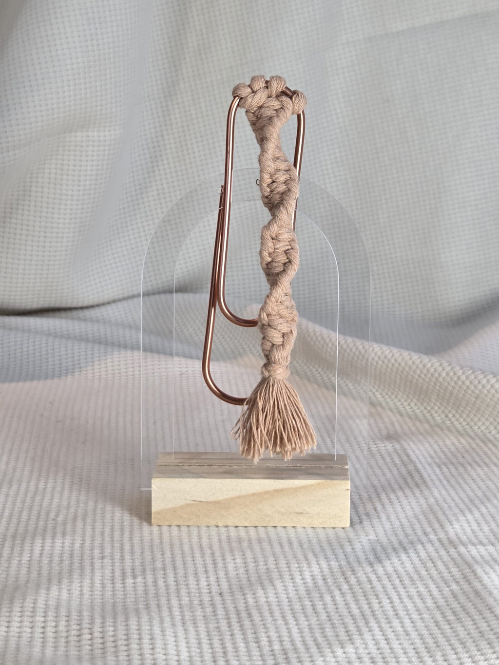 Nude Taupe , Macramé boekenlegger