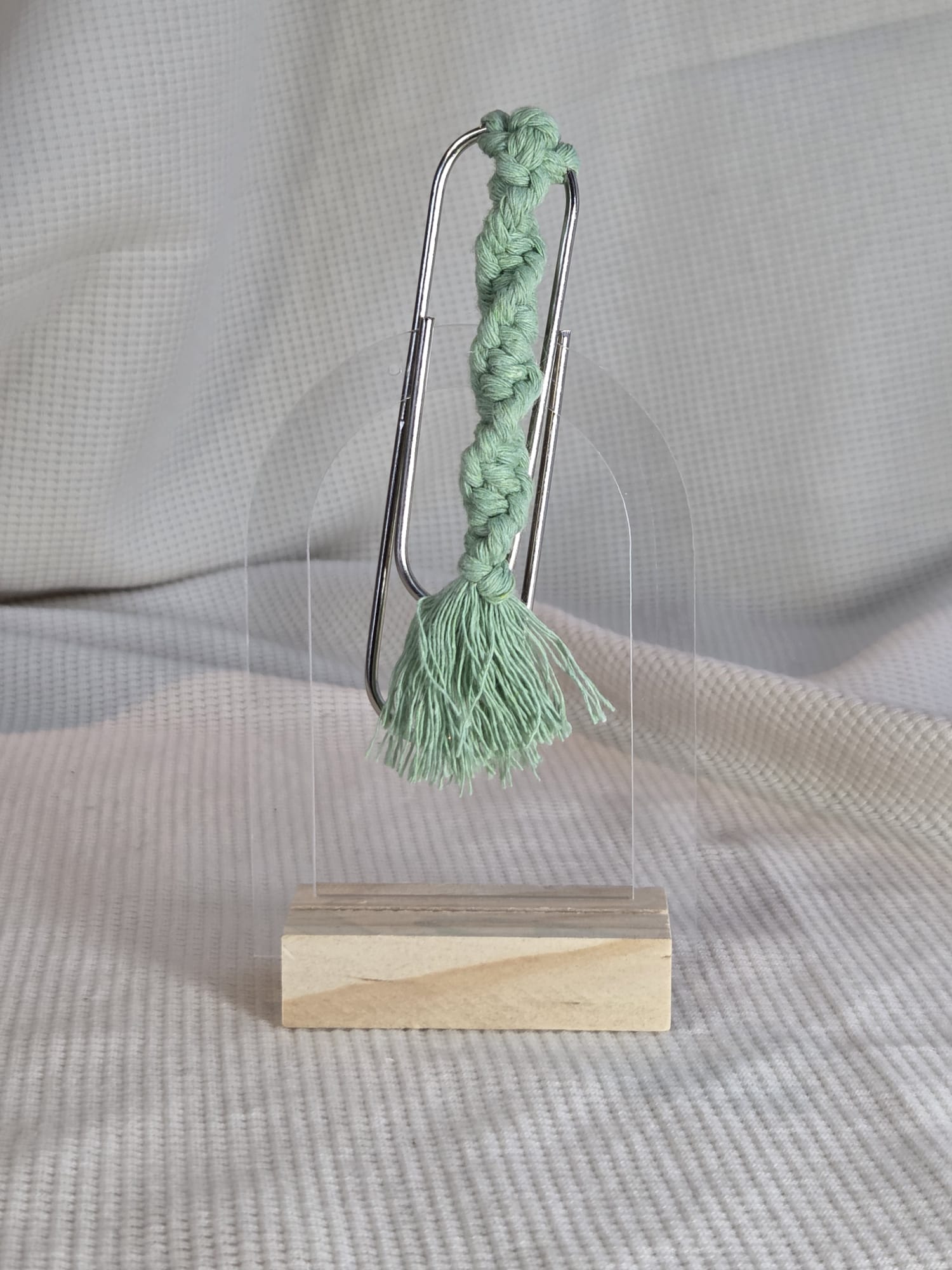 Boekenlegger, macramé