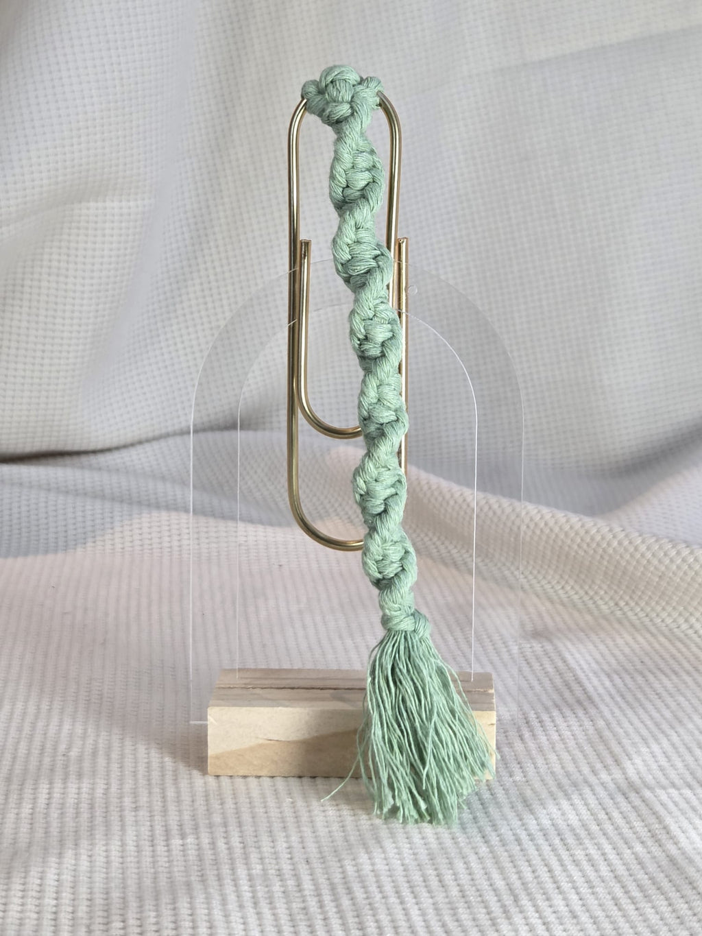 Mintgroen , Macramé boekenlegger