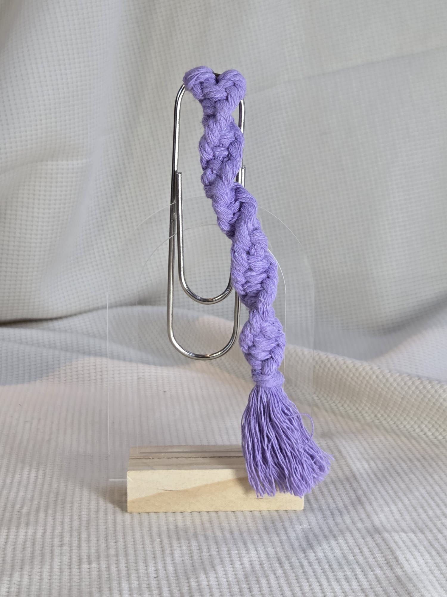 Boekenlegger, macramé